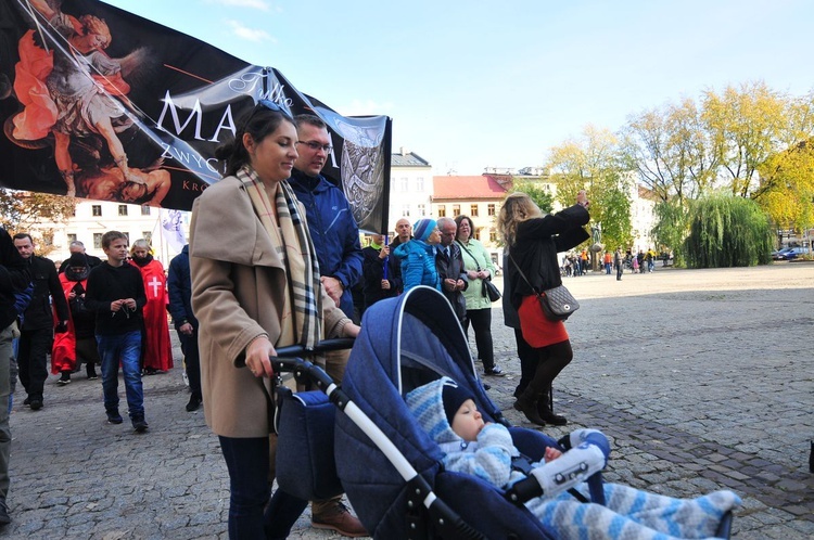 Procesja różańcowa za Polskę cz.2