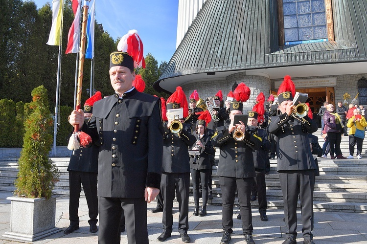 Z Matką Bożą Fatimską przez Zakopane