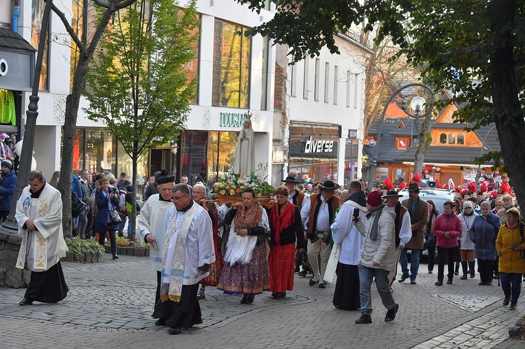 Z Matką Bożą Fatimską przez Zakopane