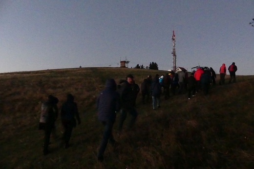 Wieczorne Wyprawy Różańcowe dookoła Trójwsi - Koniakowa, Istebnej i Jaworzynki