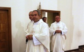 Nuncjusz apostolski abp Salvatore Pennacchio w parafii NSPJ w Kętach