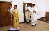 Nuncjusz apostolski abp Salvatore Pennacchio w parafii NSPJ w Kętach