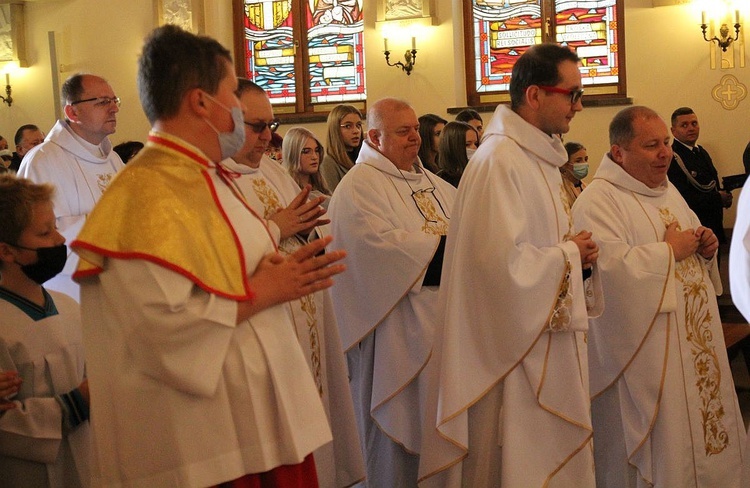 Słotwina pamiętała o swoim proboszczu śp. ks. Mieczysławie Grabowskim w 1. rocznicę jego śmierci.