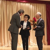 ▲	Nagrodę wręczyła Elżbieta Witek, marszałek Sejmu RP.
