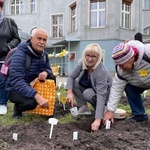 Biskup z odwiedzinami w dzierżoniowskim ZOL-u