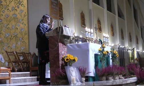 Małgorzata Zimoń wraz z mężem Marcinem zainicjowali na Złotych Łanach modlitwę za dzieci utracone i ich rodziców.