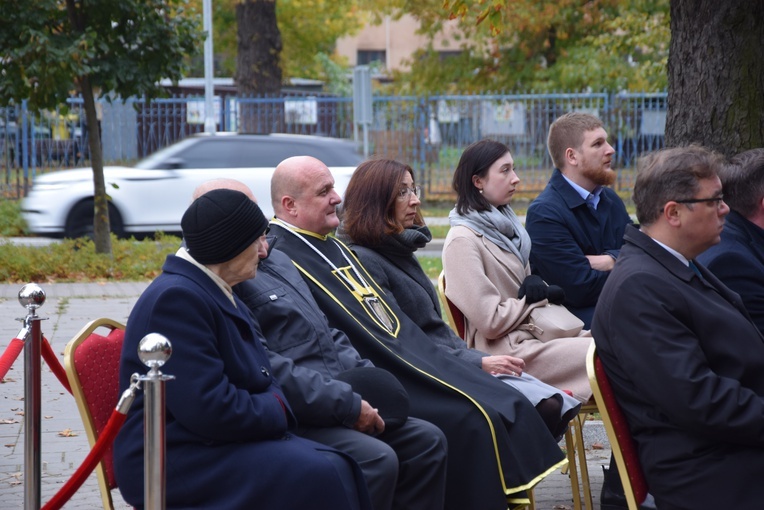 Wprowadzenie relikwii bł. Prymasa Tysiąclecia do Skierniewic