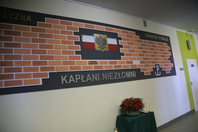 Łękawka. Pamięci kapłanów niezłomnych