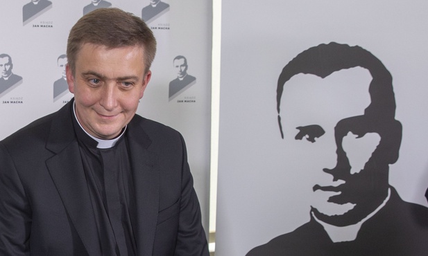 Ks. Damian Bednarski 
