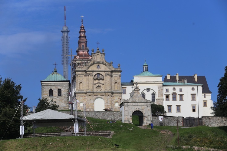 Sanktuarium Relikwii Drzewa Krzyża Świętego.