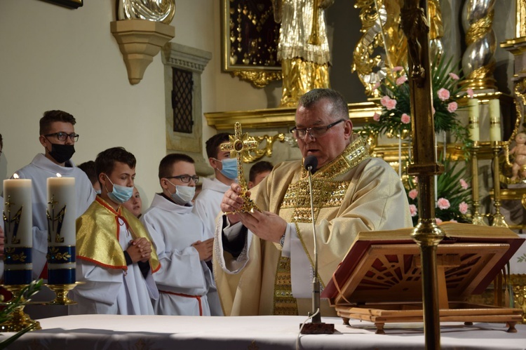 Wojakowa. Wprowadzenie relikwii bł. kard. Stefana Wyszyńskiego