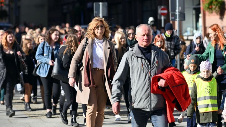 Skarby Jana Pawła II. Młodzi uczcili patrona Świdnicy
