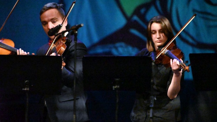 Gala papieska w świdnickim teatrze