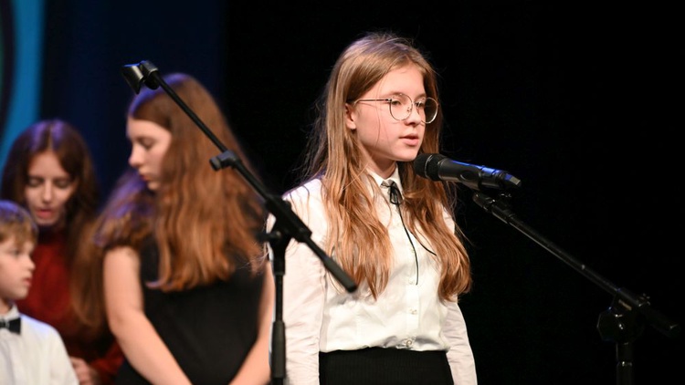 Gala papieska w świdnickim teatrze