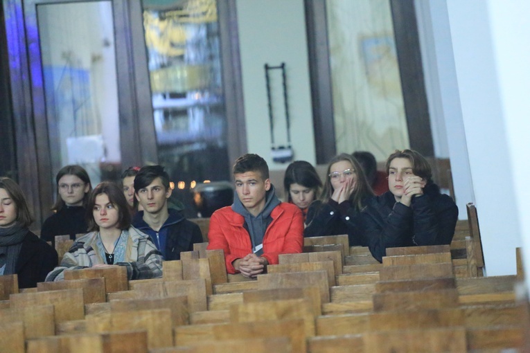 Spotkanie młodych u MB Fatimskiej