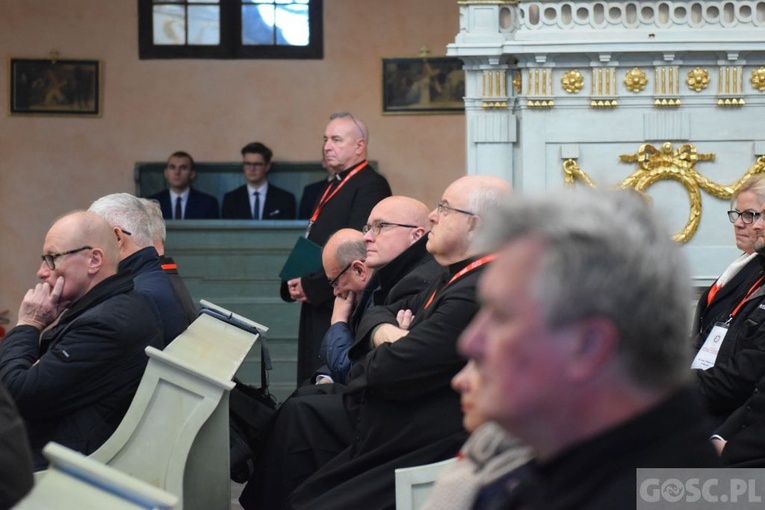 W Paradyżu trwa sesja robocza I Synodu Diecezji Zielonogórsko-Gorzowskiej
