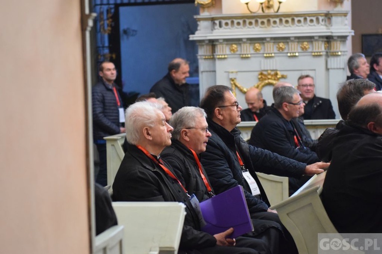W Paradyżu trwa sesja robocza I Synodu Diecezji Zielonogórsko-Gorzowskiej