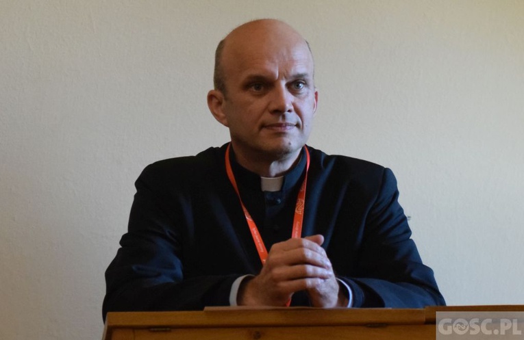 Synodalna praca w grupach