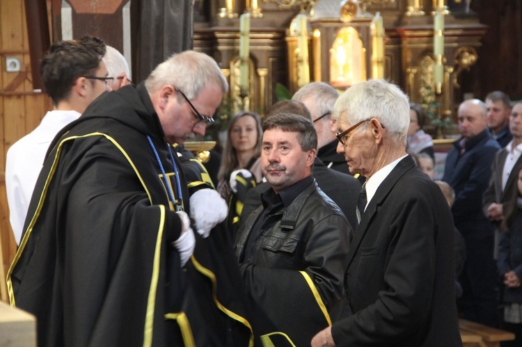 Jurków k. Limanowej. Nowa chorągiew Zakonu Rycerzy św. Jana Pawła II