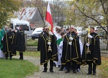 Jurków k. Limanowej. Nowa chorągiew Zakonu Rycerzy św. Jana Pawła II