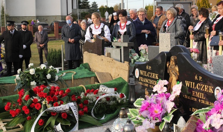 Pogrzeb śp. ks. prałata Eugeniusza Góry w Janowicach