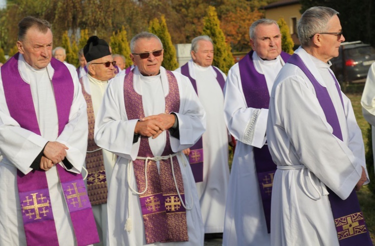 Pogrzeb śp. ks. prałata Eugeniusza Góry w Janowicach