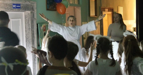 Wszyscy święci balowali w niebie