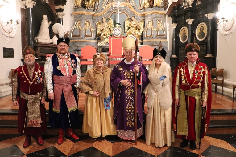 Msza św. w 1. rocznicę śmierci bp. Józefa Zawitkowskiego