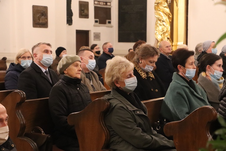 Msza św. w 1. rocznicę śmierci bp. Józefa Zawitkowskiego