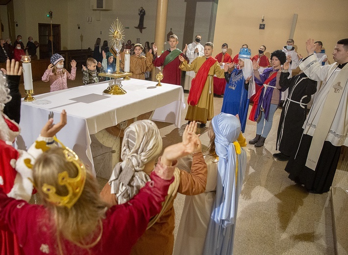 Noc Świętych u św. Faustyny