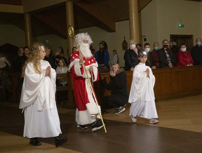 Noc Świętych u św. Faustyny