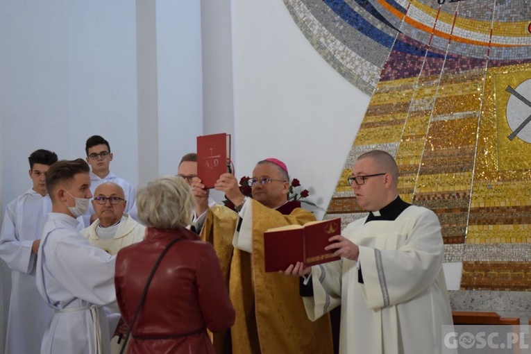 Poświęcenie kościoła w Żarach