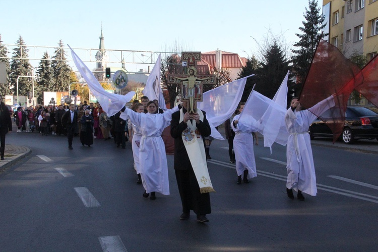 Dębica. Pochód Świętych Rodzin