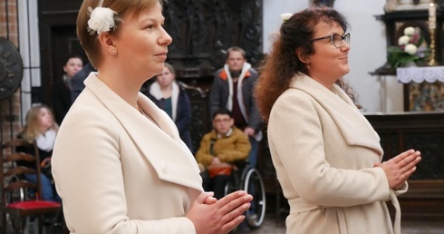 Elżbieta Budda (z lewej) i Aneta Batko złożyły ślub czystości.