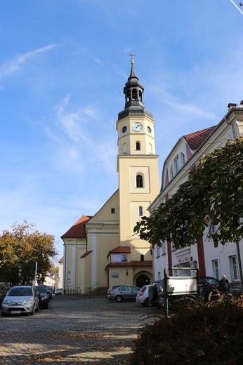 Pszczyna. Parafia Wszystkich Świętych i MB Różańcowej