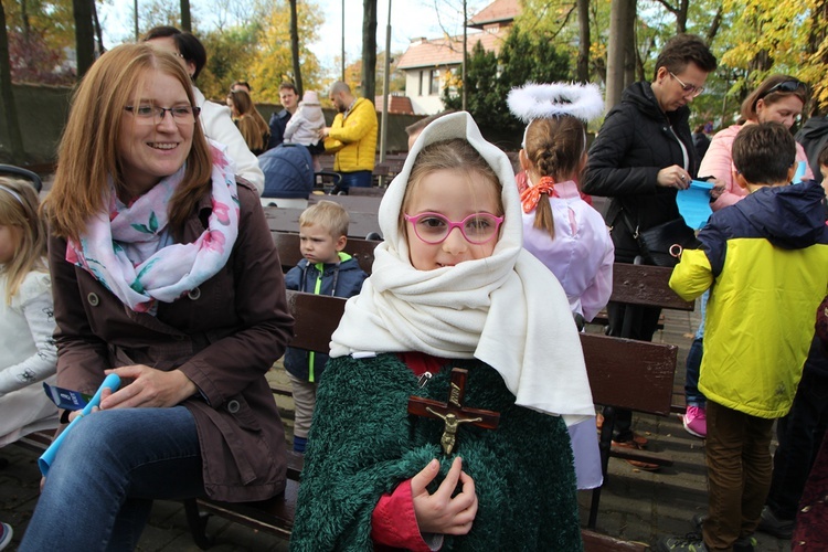 Wszyscy Święci w parafii pw. św. Jadwigi we Wrocławiu-Leśnicy