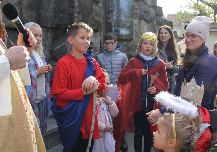 Wszyscy Święci w parafii pw. św. Jadwigi we Wrocławiu-Leśnicy