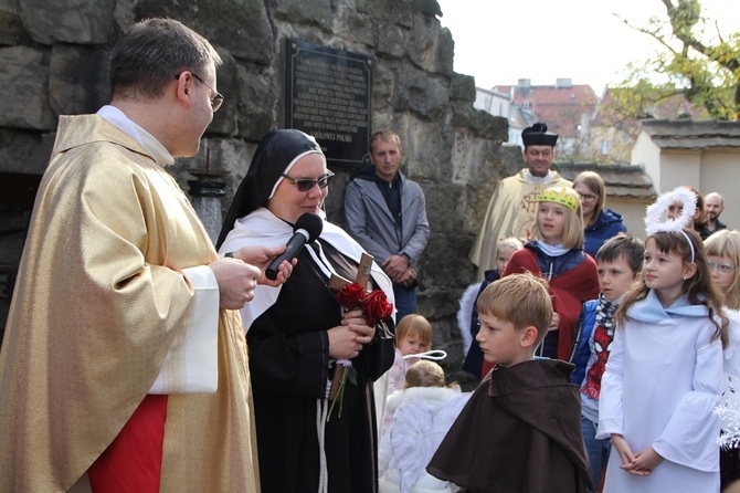 Wszyscy Święci w parafii pw. św. Jadwigi we Wrocławiu-Leśnicy