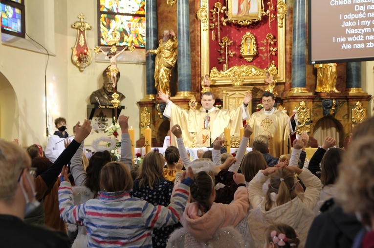 Wszyscy Święci w parafii pw. św. Jadwigi we Wrocławiu-Leśnicy