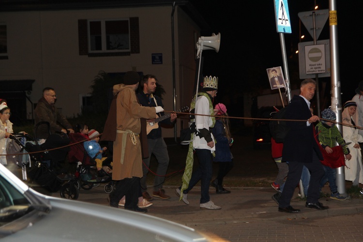 Wrocław-Strachocin. Parada Świętych i bal