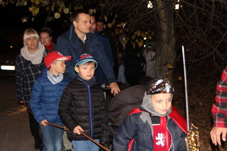 Wrocław-Strachocin. Parada Świętych i bal