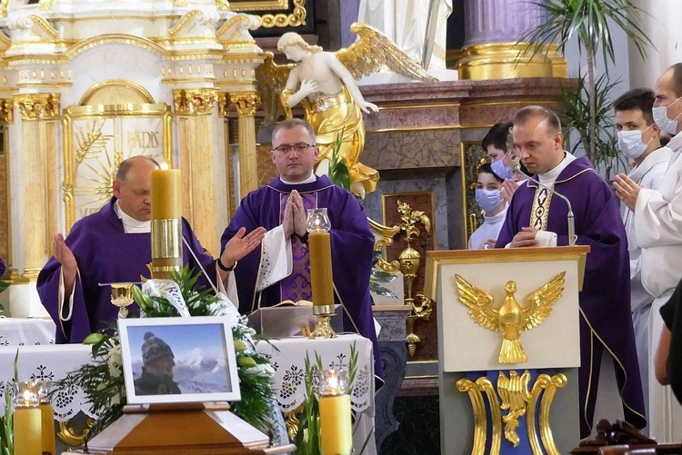 Pożegnanie śp. Pawła Mendrocha - 22-latka ze Skoczowa