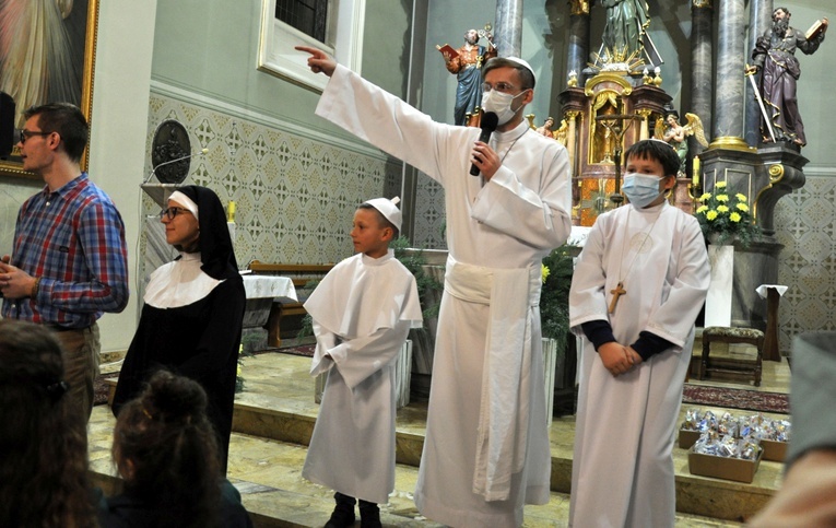 Wieczór Wszystkich Świętych w Ujeździe