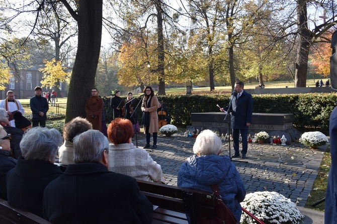 Modlitwa na Cmentarzu Nieistniejących Cmentarzy