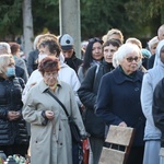 Świdnica. Msza św. i procesja różańcowa z bp. Markiem Mendykiem