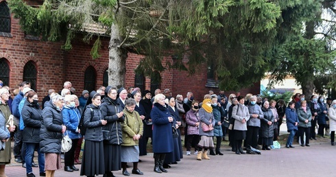 Wszystkich Świętych na koszalińskim cmentarzu