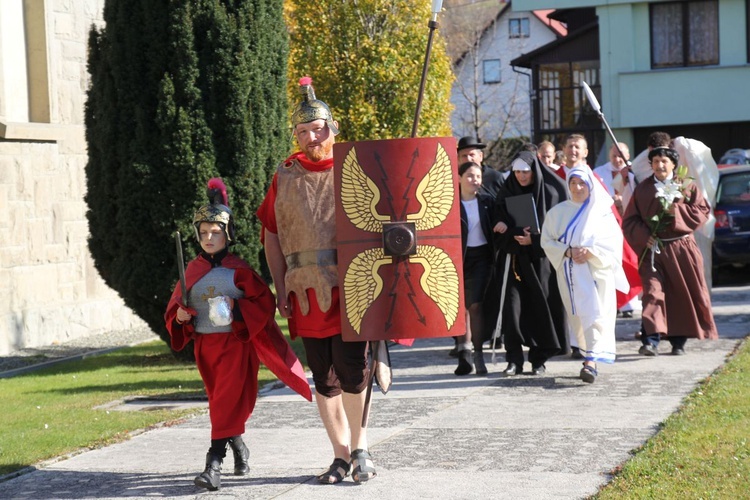 "Holy Wins" - święci odwiedzili parafię w Wieprzu koło Żywca