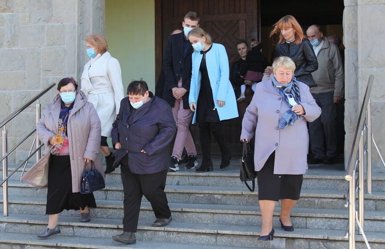 "Holy Wins" - święci odwiedzili parafię w Wieprzu koło Żywca