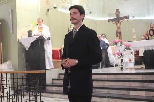 "Holy Wins" - święci odwiedzili parafię w Wieprzu koło Żywca