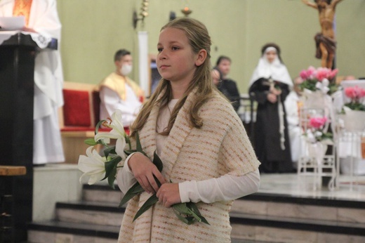 "Holy Wins" - święci odwiedzili parafię w Wieprzu koło Żywca